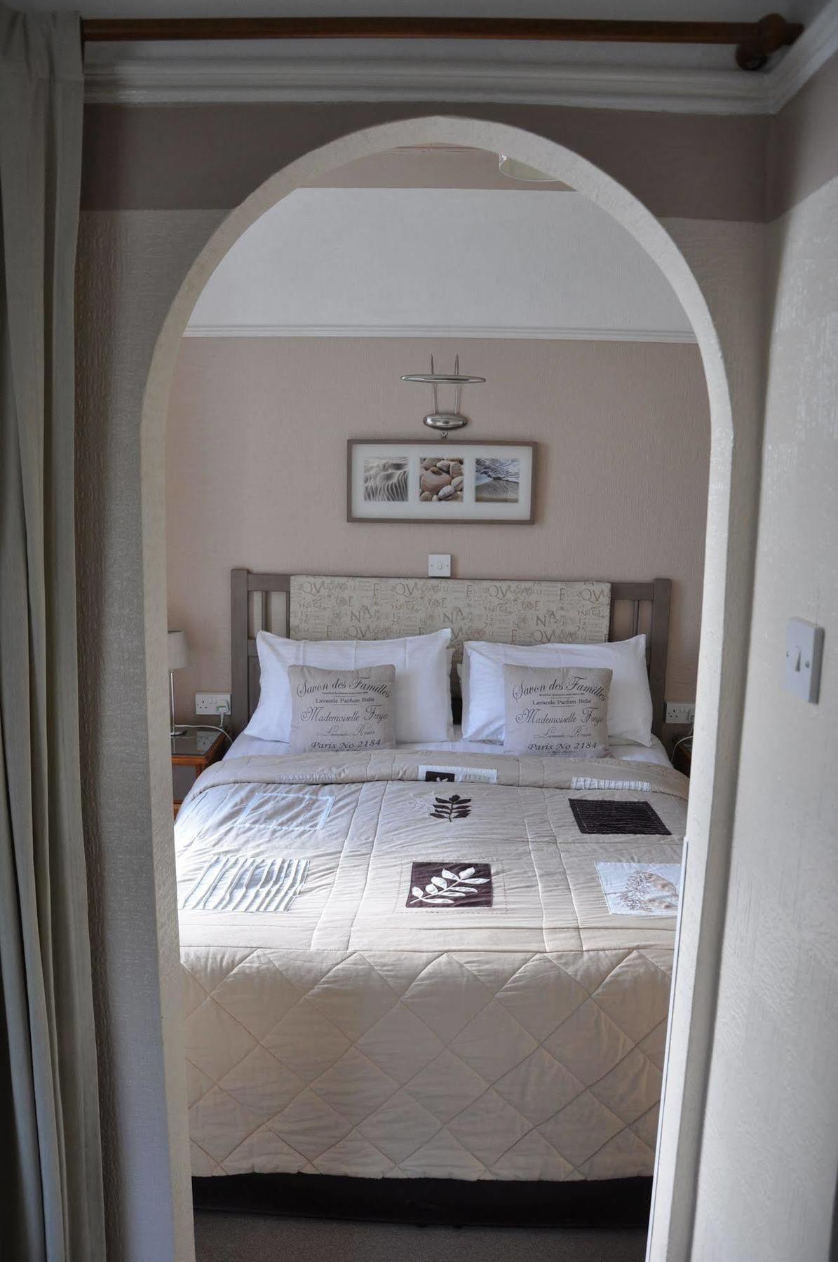 Abbeyfield Vintage Style Boutique B&B 토키 외부 사진