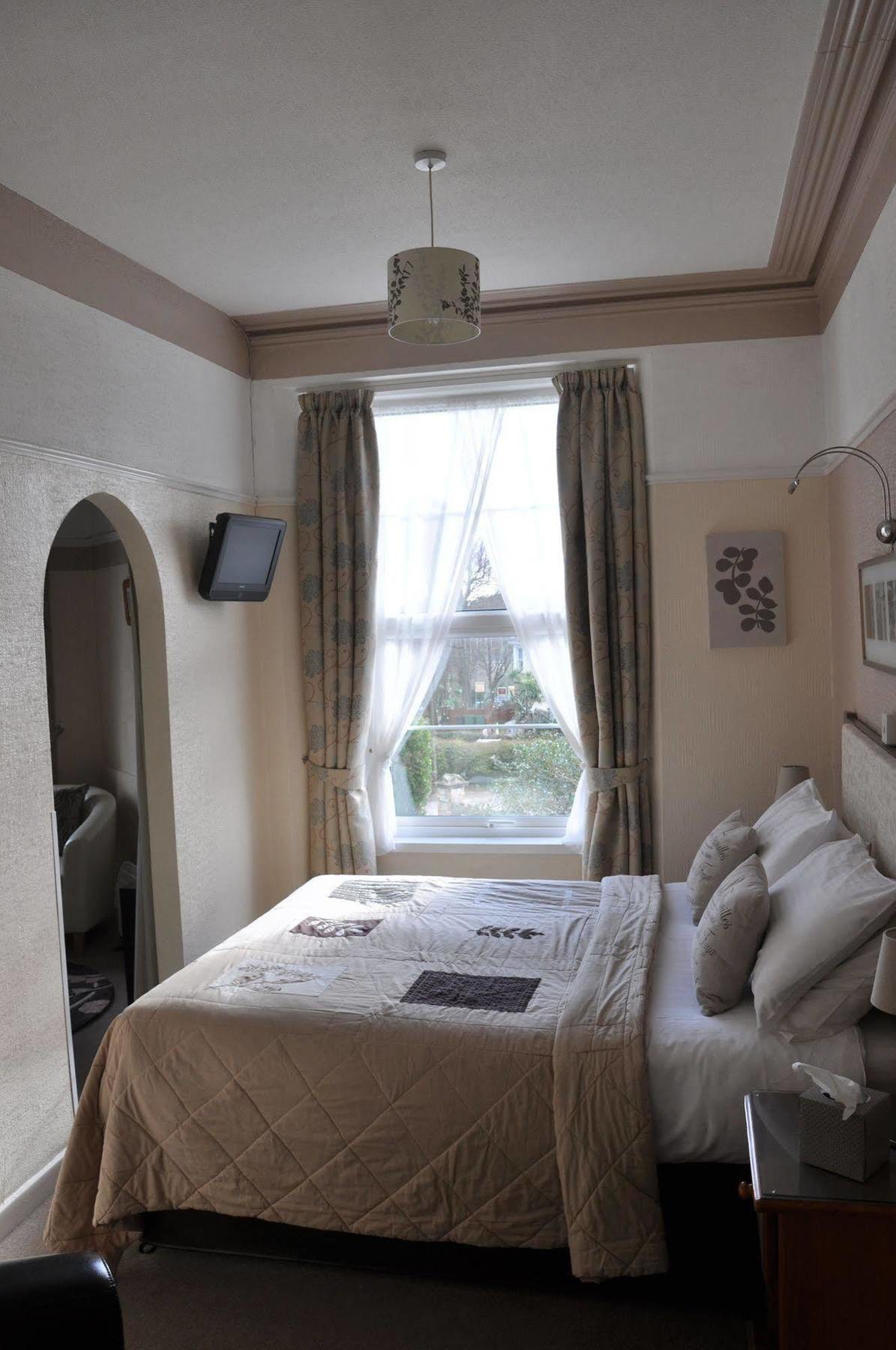 Abbeyfield Vintage Style Boutique B&B 토키 외부 사진